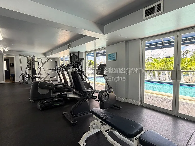 1740 NW North River Dr #516 — Photo 19