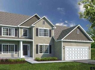 33 Stablegate Dr, Ballston Lake, NY 12019