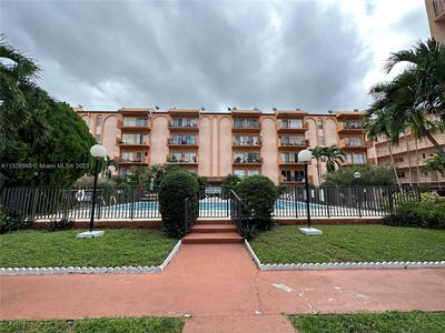 1950 W 54th St APT 204, Hialeah, FL, 33012