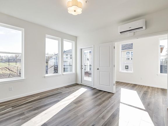 2nd image of 1653 Starlight Ln #107