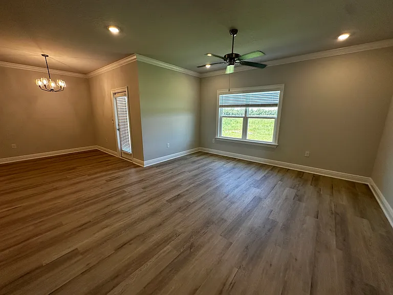 10162 Lamonica Ln — Photo 9