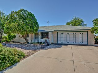 9815 W Redwood Dr, Sun City, AZ 85351