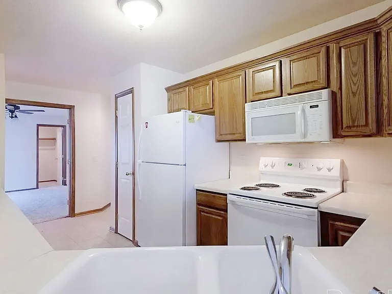 The Pines Townhomes: Spacious Living in Quaint Ankeny Neighborhood! — Photo 9