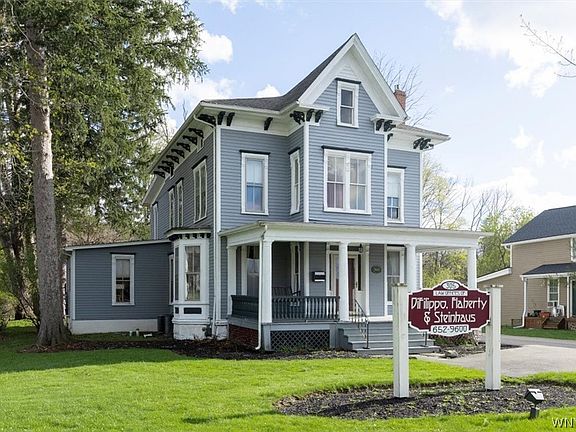 2nd image of 305 Main St
