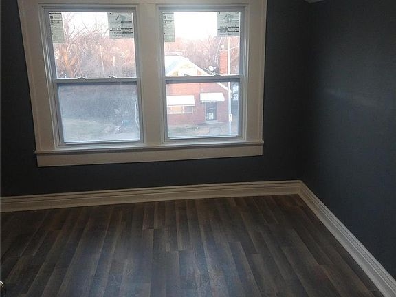 3rd image of 5980 Astra Ave