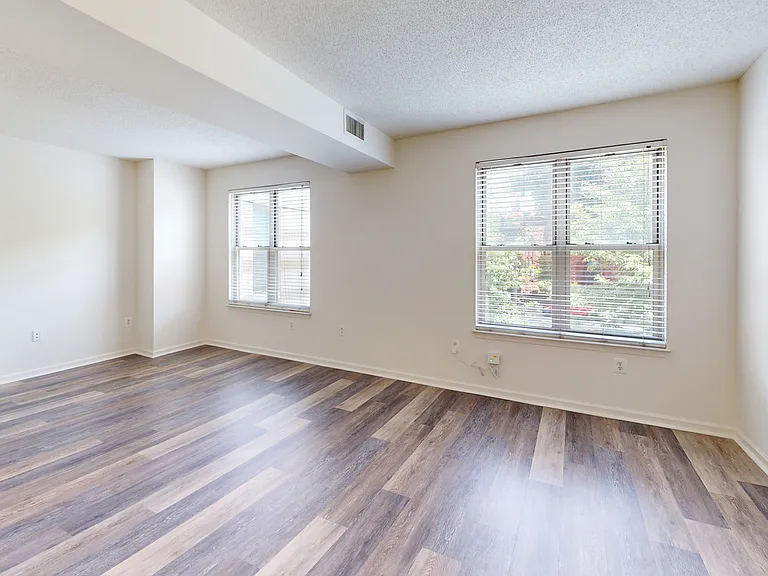 Andover House — Photo 32