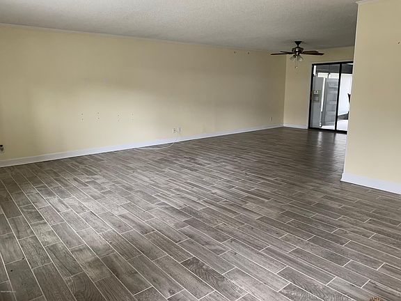3rd image of 695 A1a N Unit 57