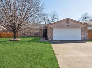 2305 May Ln, Grand Prairie, TX 75050