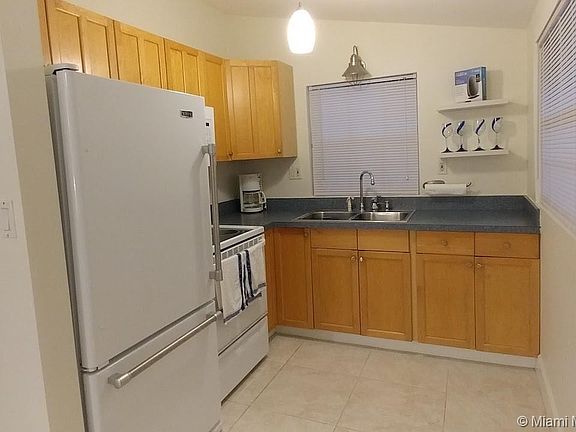 4th image of 510 SW 5th St