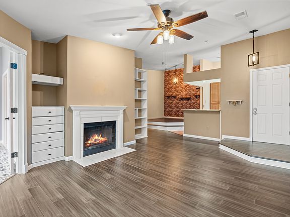 3rd image of 6109 Wigmore Ln Unit N