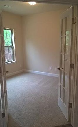 2nd image of 120 Taylors Creek St