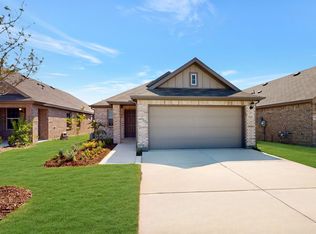 7325 Spicebush Dr, Ponder, TX 76259