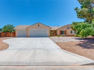 22573 High Vista Pl, Apple Valley, CA 92307