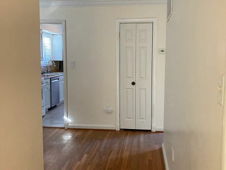 6400 Pickett St — Photo 8