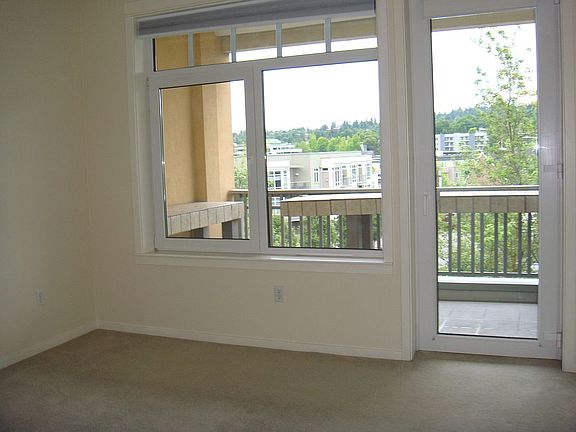 3rd image of 109 2nd St S APT 530