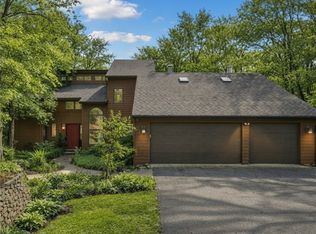 2488 Stewart Rd, Xenia, OH 45385