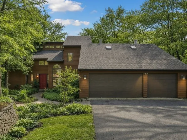 2488 Stewart Rd, Xenia, OH 45385