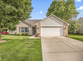 7055 Blue Ridge Dr, Noblesville, IN 46062