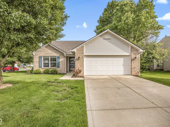 7055 Blue Ridge Dr, Noblesville, IN 46062