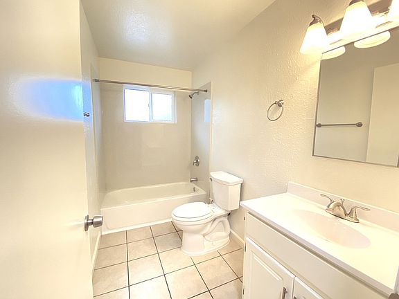 2nd image of 3544 Auburn Blvd #17