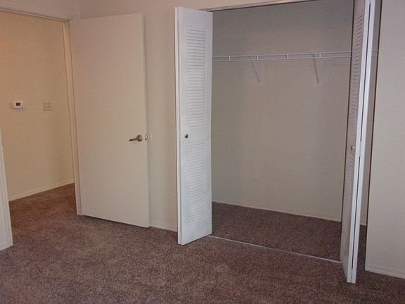 5th image of 419 S Westover Blvd #7777a0480