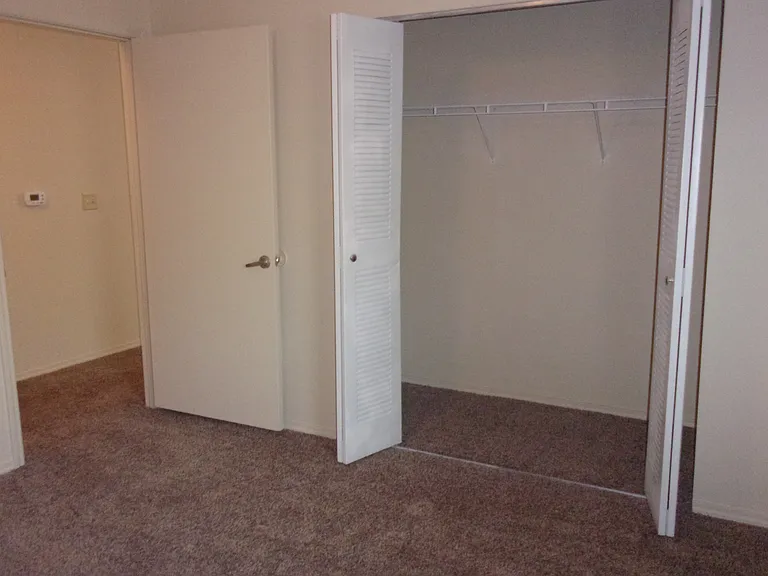 Westover Place Apartments — Photo 6