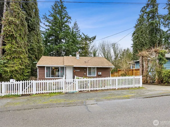 23906 60th Avenue W, Mountlake Terrace, WA 98043