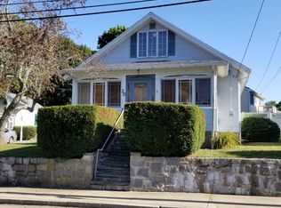 20 Riverside Ave, Gloucester, MA 01930