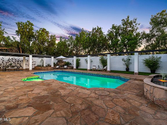 5th image of 251 Encino Vista Dr