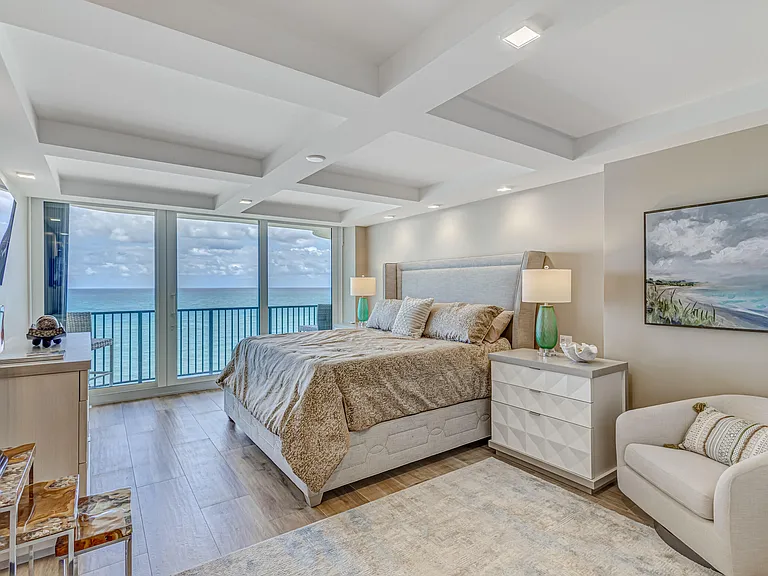 400 Beach Rd #702 — Photo 18