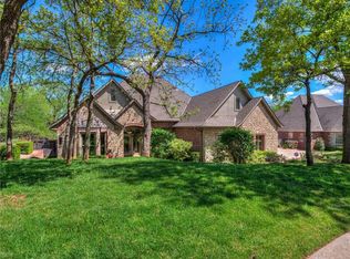 3834 Creek Bank Dr, Edmond, OK 73003