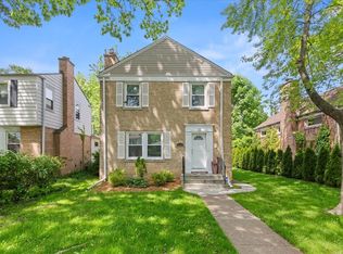 8244 Karlov Ave, Skokie, IL