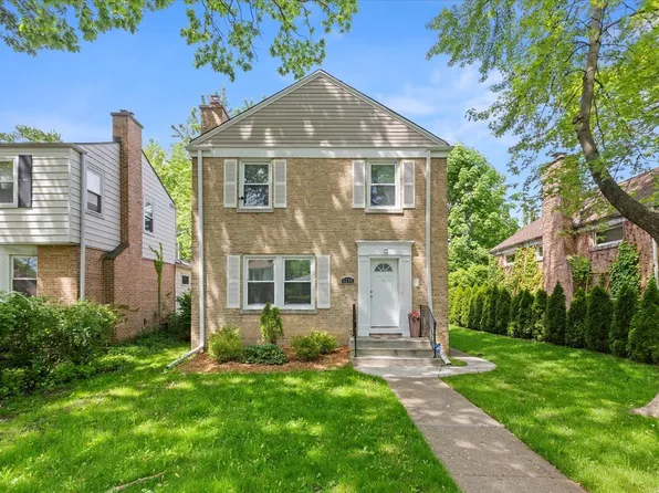 8244 Karlov Ave, Skokie, IL 60076