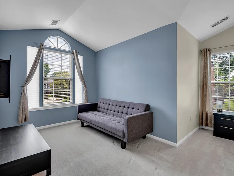 1402 Bermuda Dunes Ct — Photo 25