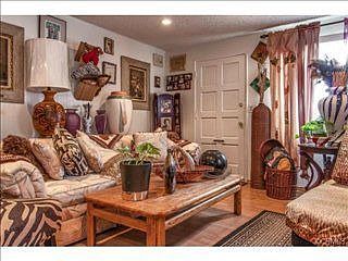 1st image of 4034 W 122nd St