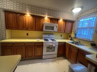 4339 Oakmont St, Philadelphia, PA 19136