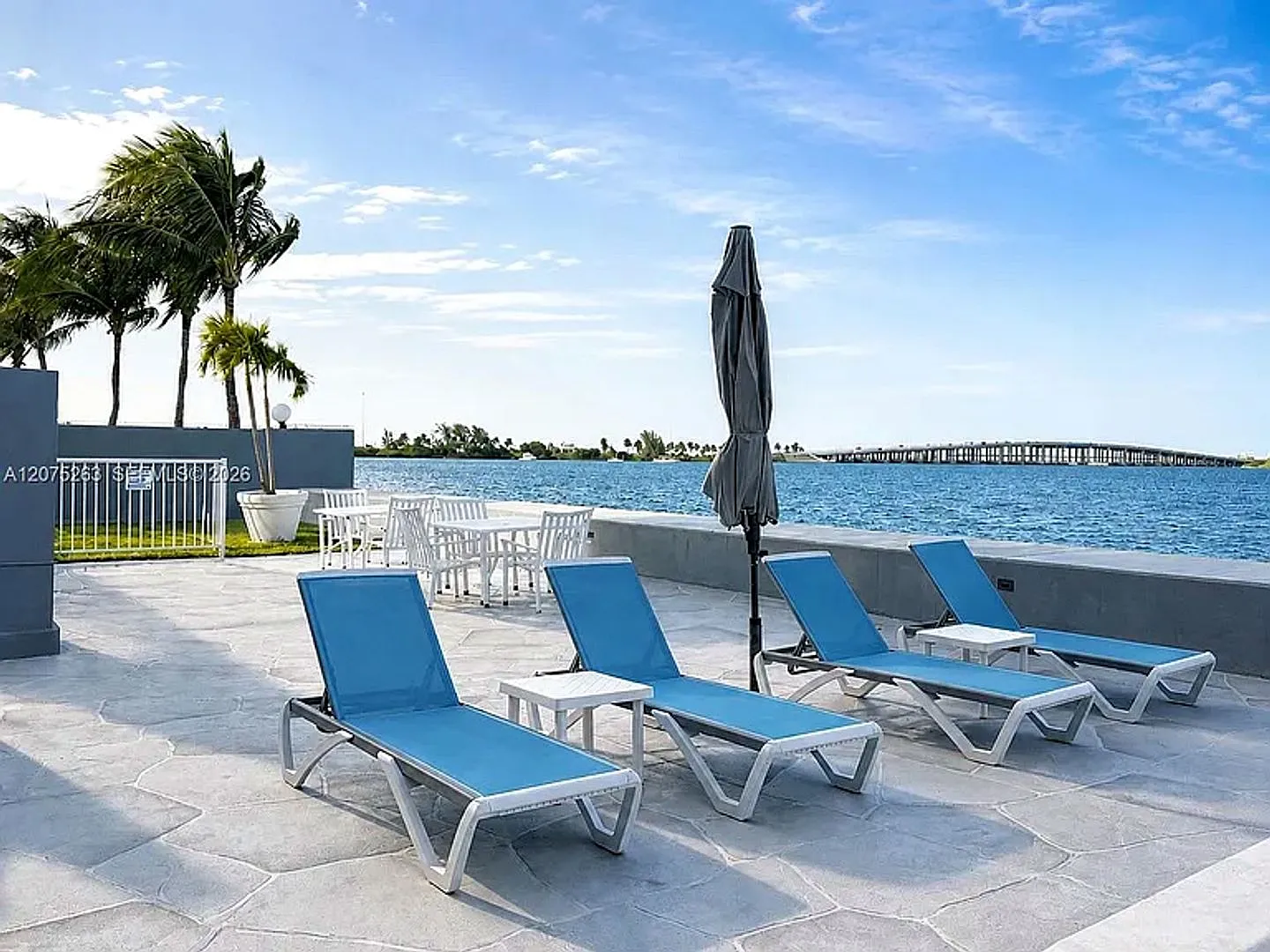 2 bed, 1228 sqft, $4,250 — Photo 3