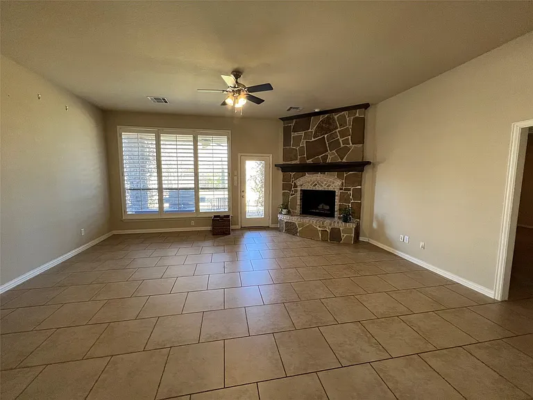 5503 Baby Blue Ln — Photo 12
