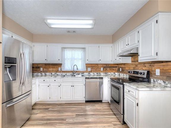 2nd image of 323 Lee Road 979