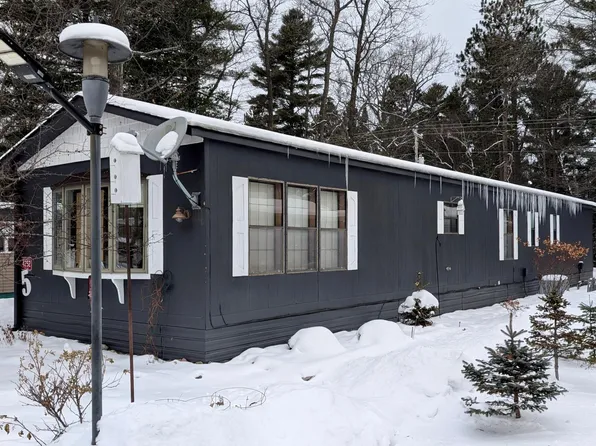 4252 Spruce Ln, Eagle River, WI 54521