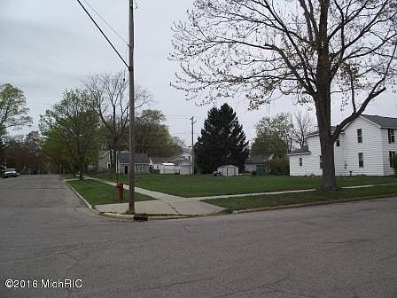 2nd image of 301 N William St