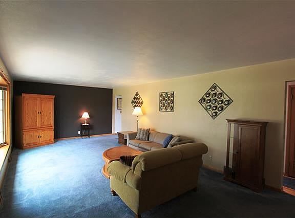 3rd image of 116 Orchard Dr