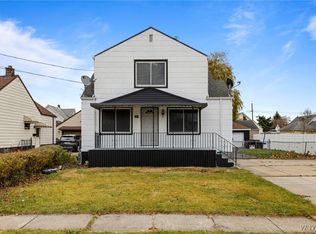 329 Atlantic Ave, Sloan, NY 14212