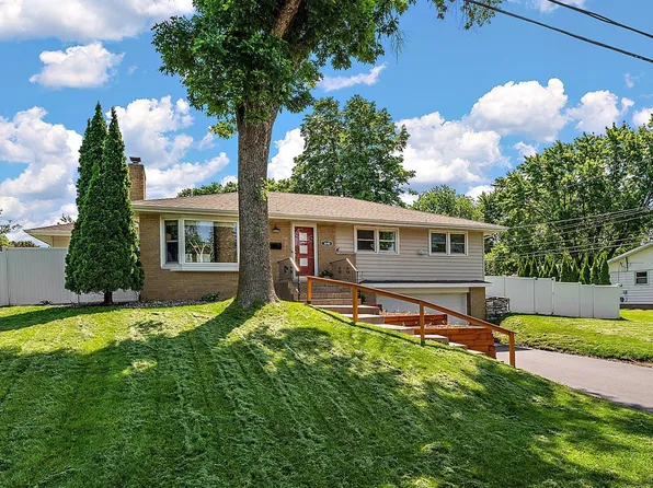 3640 Georgia Ave N, Crystal, MN 55427