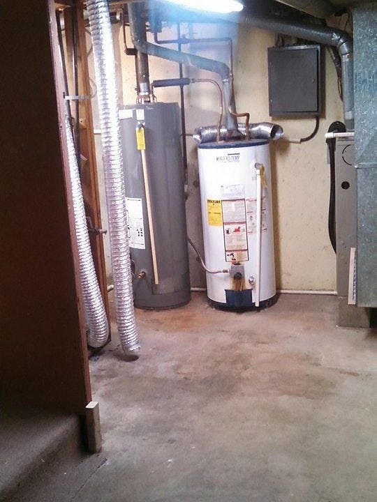 Basment with Laundry hook-up