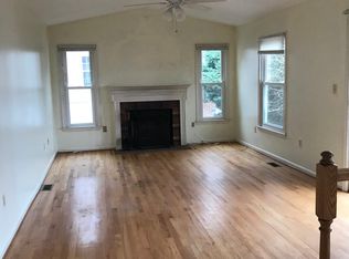 77 Spring Lake Dr, Stafford, VA 22556