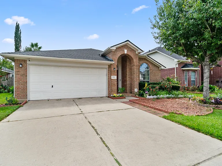 18311 Brenwood Manor Dr — Photo 28