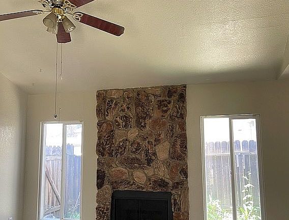 4th image of 6324-6326 Porterfield Ct