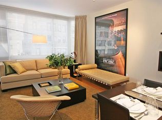 320 W 38th St APT 1506, New York, NY 10018