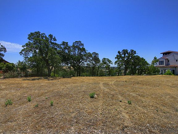 4th image of 3444 Vista De Madera